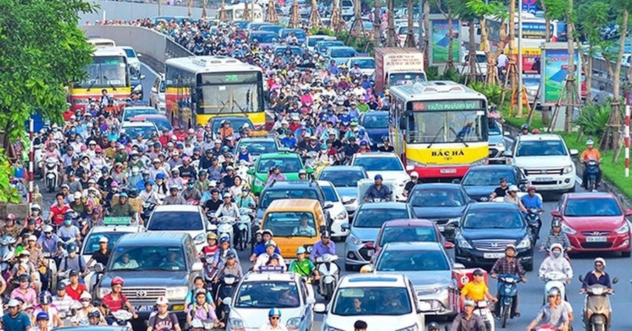 Phương tiện cá nhân tăng chóng mặt, Hà Nội thêm 10 điểm đen ùn tắc giao thông