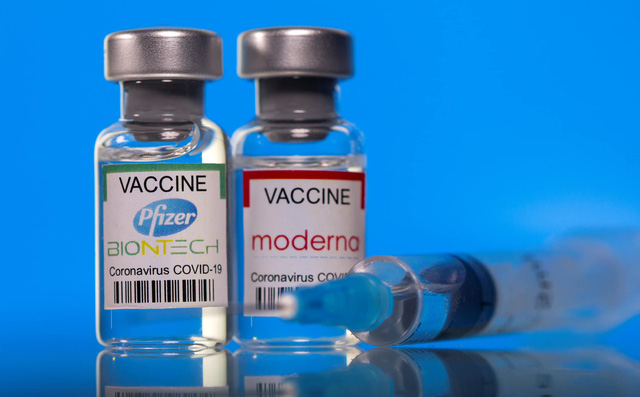 Pfizer/BioNTech 'kiện ngược' Moderna về bản quyền vaccine phòng COVID-19