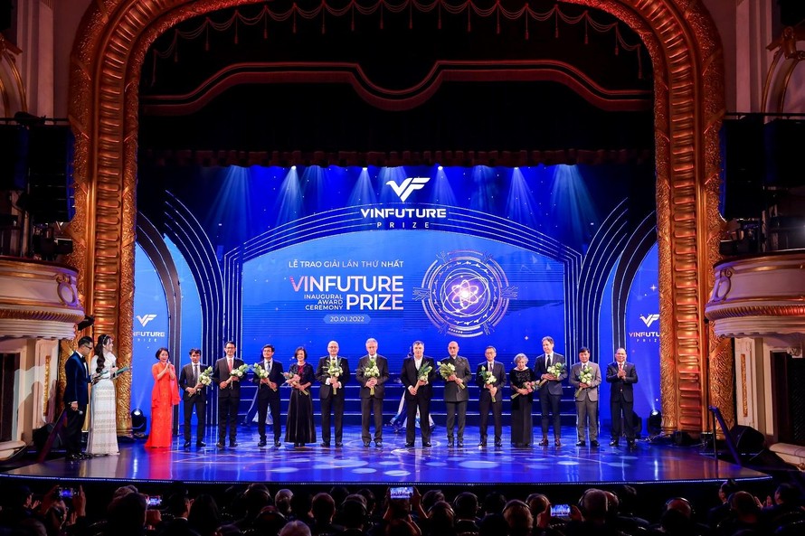 Sự kiện Lễ trao giải VinFuture 2022 sẽ được tổ chức vào tối 20/12/2022 tại Nhà hát lớn Hà Nội và truyền hình trực tiếp trên sóng Đài Truyền hình Việt Nam