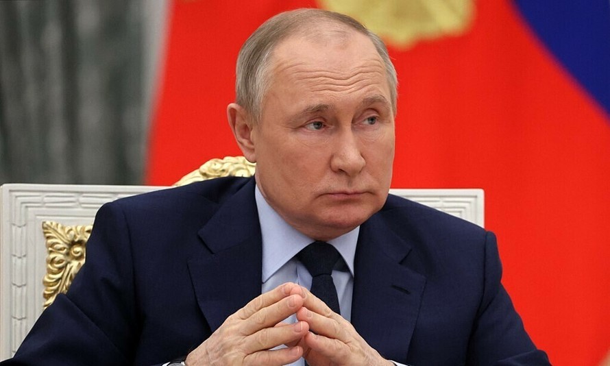 Tổng thống Nga loại trừ khả năng quân sự hóa nền kinh tế