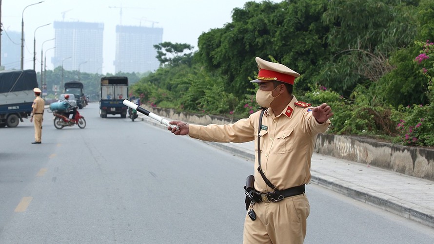 Xử phạt ba trường hợp theo dõi Cảnh sát giao thông tại Bắc Giang