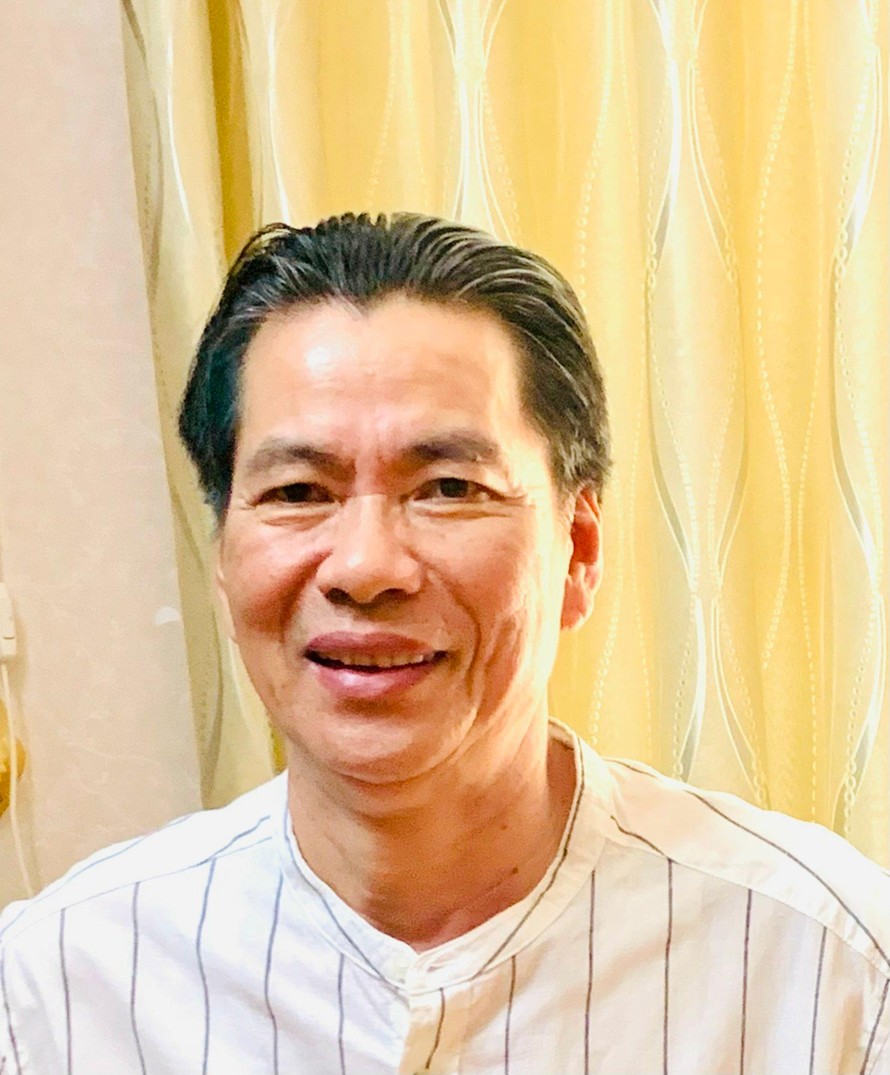 Nhà thơ Nguyễn Xuân Xe 