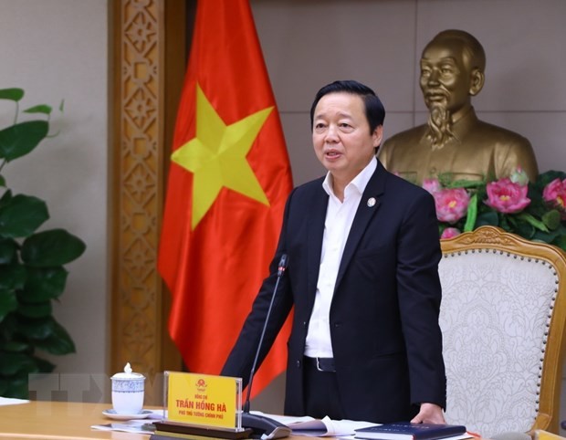 Phó Thủ tướng Trần Hồng Hà chỉ đạo phiên họp.