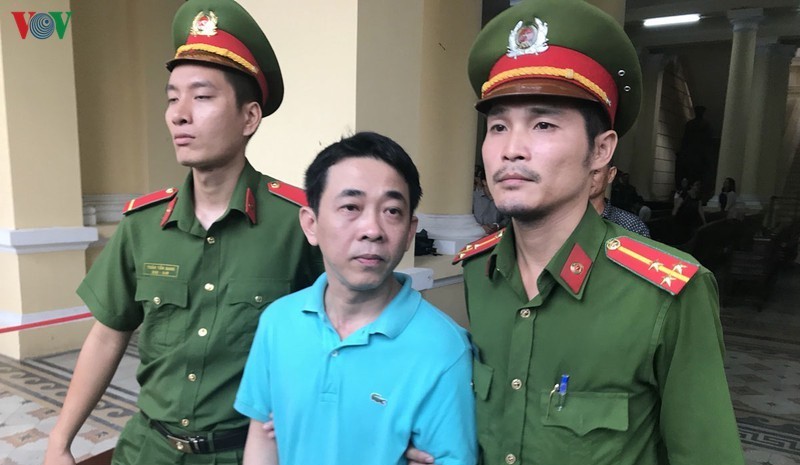 Trong giai đoạn 1 của vụ án, bị can Nguyễn Minh Hùng (nguyên Chủ tịch HĐQT, kiêm Tổng giám đốc VN Pharma) bị tuyên án 17 năm tù giam. 