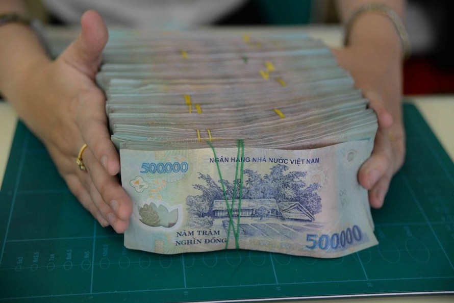 6 tháng đầu năm 2021 tổng trả nợ của Việt Nam là hơn 230 nghìn tỷ đồng