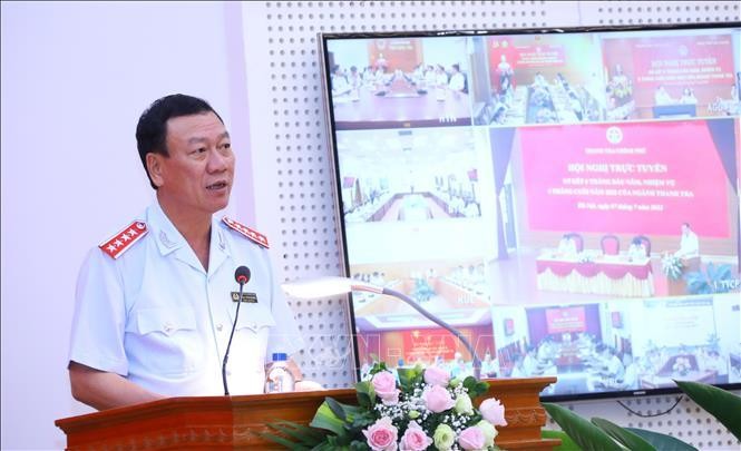 Tổng Thanh tra Chính phủ Đoàn Hồng Phong phát biểu tại Hội nghị trực tuyến Sơ kết công tác 6 tháng đầu năm và triển khai nhiệm vụ 6 tháng cuối năm 2022 của ngành Thanh tra. Ảnh: TTXVN