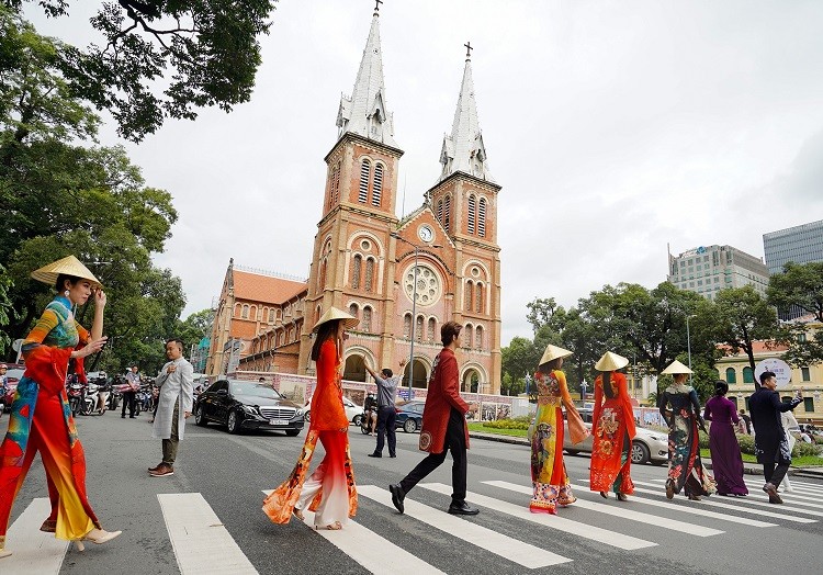 TP Hồ Chí Minh: Thu hút gần 30 triệu lượt khách du lịch quốc tế và nội địa trong năm 2022