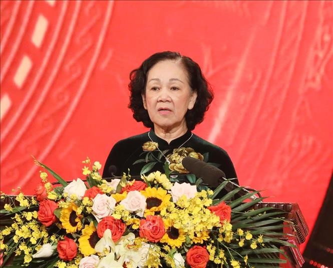Đồng chí Trương Thị Mai, Uỷ viên Bộ Chính trị, Bí thư Trung ương Đảng, Trưởng Ban Tổ chức Trung ương phát động giải "Búa liềm vàng" lần thứ 8. Ảnh: TTXVN