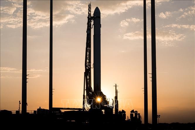 Tên lửa Terran 1 trên bệ phóng tại Cape Canaveral, Florida, Mỹ, ngày 10/3/2023. Ảnh: AFP/TTXVN