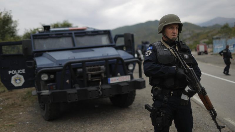 Căng thẳng tăng cao ở Kosovo và phản ứng của Nga, phương Tây