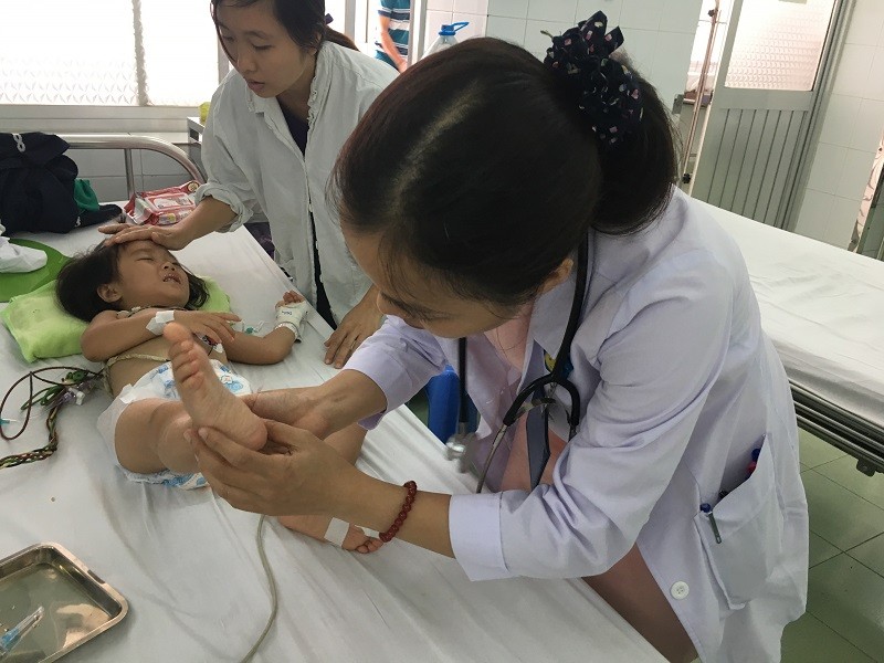 TP Hồ Chí Minh: Dịch tay chân miệng diễn biến phức tạp, số ca mắc tăng hơn 133%