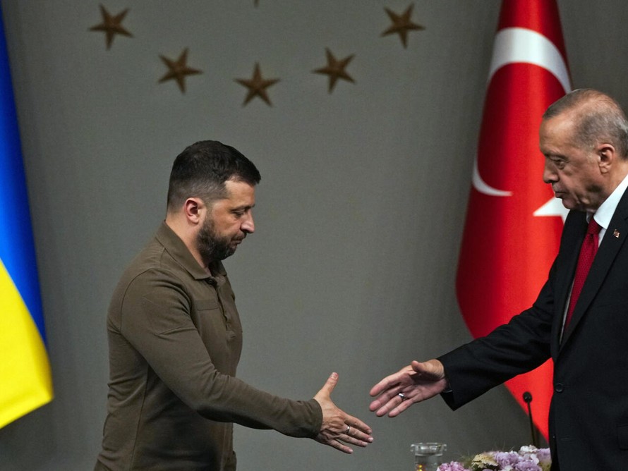 Nghị sĩ Nga đánh giá về việc Thổ Nhĩ Kỳ ủng hộ Ukraine gia nhập NATO