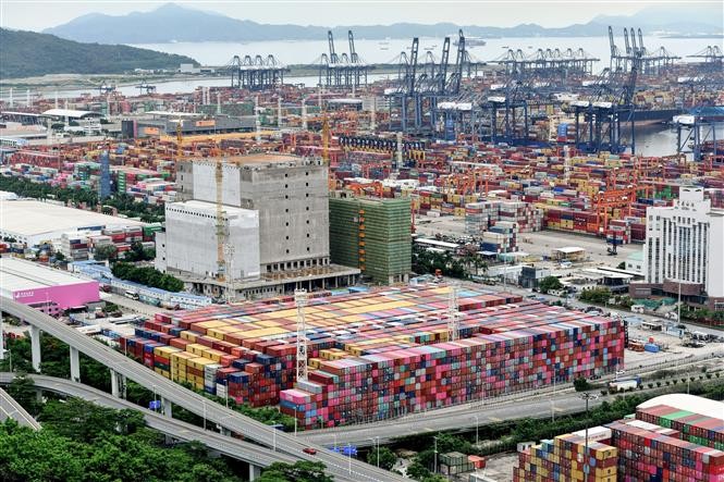Một cảng hàng hóa tại tỉnh Quảng Đông, Trung Quốc. Ảnh: AFP/TTXVN