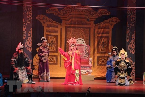 Một cảnh trong vở diễn của Nhà hát Cải lương Trần Hữu Trang. Ảnh tư liệu: TTXVN