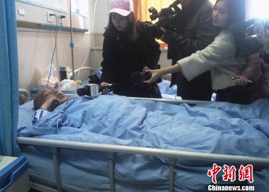 Người đàn ông bị liệt toàn thân ở Thành Đô, Trung Quốc