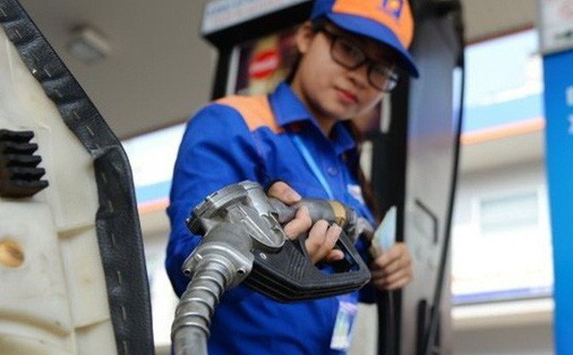 Từ 15h ngày 23/7, giá xăng giữ nguyên, giá dầu diesel giảm 213 đồng/lít