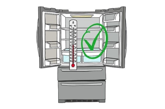 Theo Livestrong, không nên để nhiệt độ tủ lạnh quá ấm bởi trên 4 độ C là môi trường cho vi khuẩn phát triển. Nên giữ một nhiệt kế riêng trong tủ lạnh để kiểm tra an toàn, nhất là tủ lạnh không có màn hình hiển thị nhiệt độ kỹ thuật số.