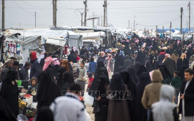 Người tị nạn Syria tại trại di tản Al-Hol ở đông bắc Syria. Ảnh: AFP/TTXVN
