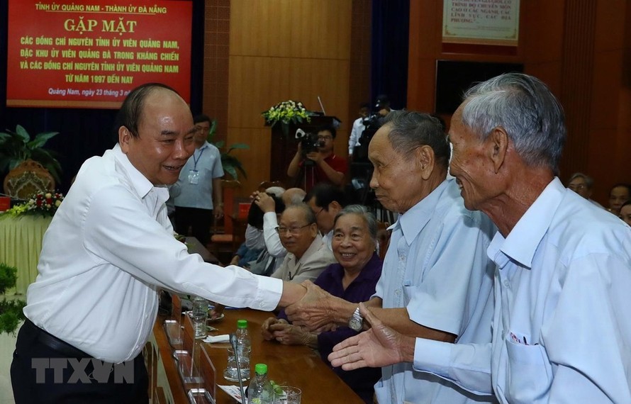 Thủ tướng gặp mặt nguyên cán bộ lãnh đạo Quảng Nam, Đà Nẵng