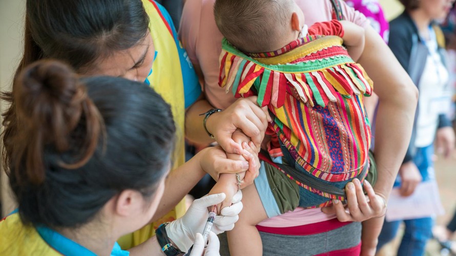 Theo Tổ chức Y tế thế giới, 97% trẻ em Việt Nam đã được tiêm chủng tiêu chuẩn