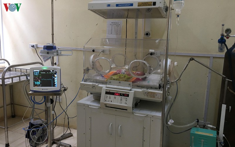 Bệnh viện đa khoa Mộc Châu vừa cấp cứu kịp thời một sản phụ bị rau bong non, cứu sống 2 mẹ con.