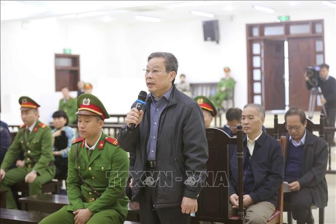Bị cáo Nguyễn Bắc Son (sinh năm 1953, cựu Bộ trưởng Bộ Thông tin và Truyền thông) nói lời sau cùng trước tòa. Ảnh: Doãn Tấn/TTXVN