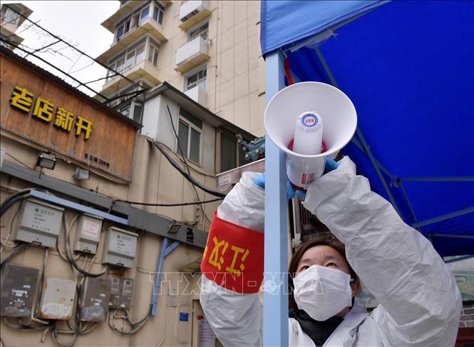 Treo loa phát thanh tuyên truyền các biện pháp phòng dịch viêm đường hô hấp cấp do nCoV tại Vũ Hán, tỉnh Hồ Bắc, Trung Quốc, ngày 10/2/2020. Ảnh minh họa: THX/TTXVN