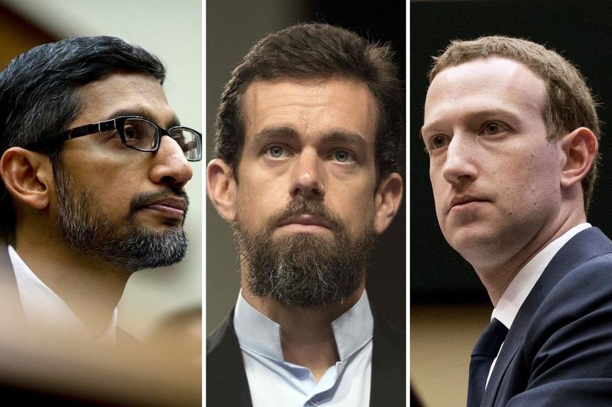 Từ trái sang, các CEO, Sundar Pichai của Google, Jack Dorsey của Twitter và Mark Zuckerberg của Facebook. Ảnh: wsj.com
