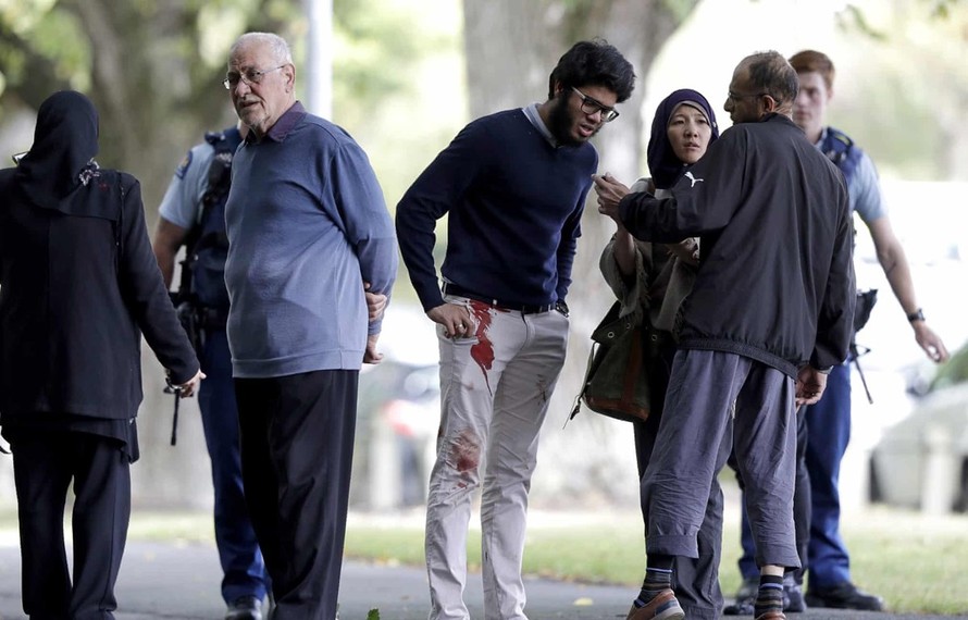 Một nạn nhân vụ xả súng ở thành phố Christchurch của New Zealand, ngày 15/3. (Ảnh: AFP/TTXVN)