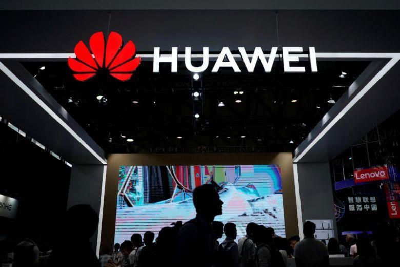 Việc cấm cửa Huawei sẽ khiến Mỹ "hụt hơi" trong cuộc đua công nghệ. Ảnh: The Straits Times.