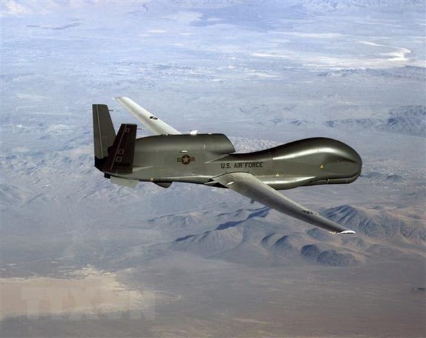 Máy bay trinh sát và do thám không người lái RQ-4 Global Hawk của Mỹ, tương tự máy bay bị lực lượng phòng không Iran bắn rơi. (Nguồn: AFP/TTXVN)