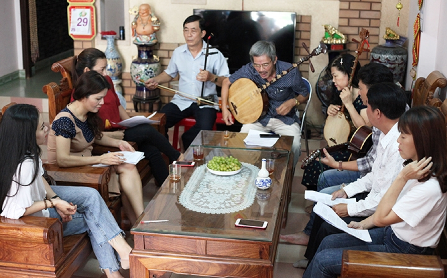 Một buổi sinh hoạt của Câu lạc bộ dân ca bài chòi TP Quảng Ngãi, tỉnh Quảng Ngãi.