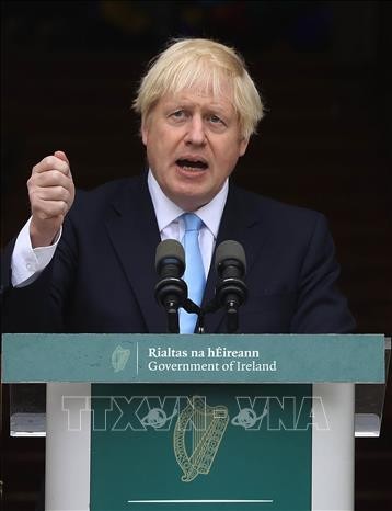 Thủ tướng Anh Boris Johnson phát biểu tại cuộc họp báo ở Dublin, Ireland ngày 9/9/2019. Ảnh: AFP/TTXVN