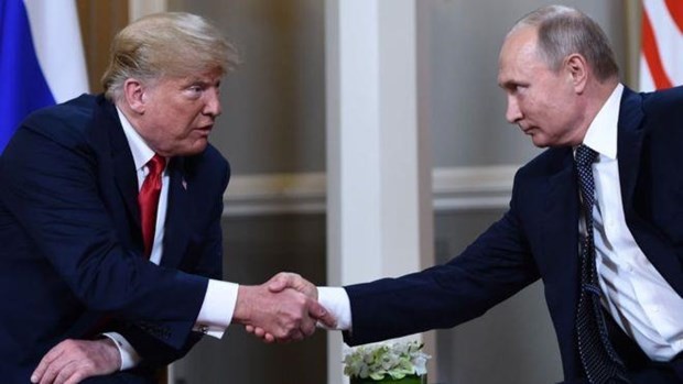 Tổng thống Nga Vladimir Putin (phải) và người đồng cấp phía Mỹ Donald Trump. (Nguồn: Getty Images)