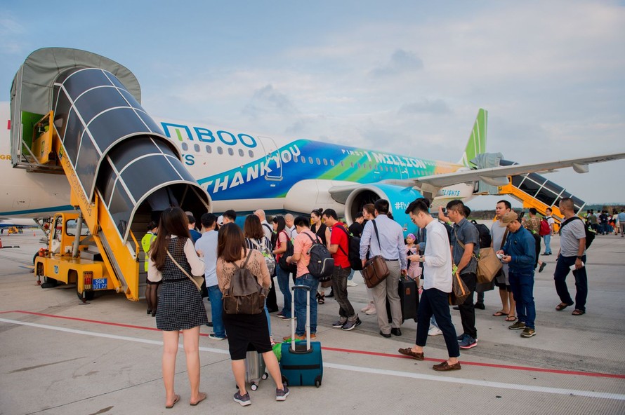 Thêm hãng bay mới, vé máy bay Tết Canh Tý 2020 vẫn “khó rẻ”