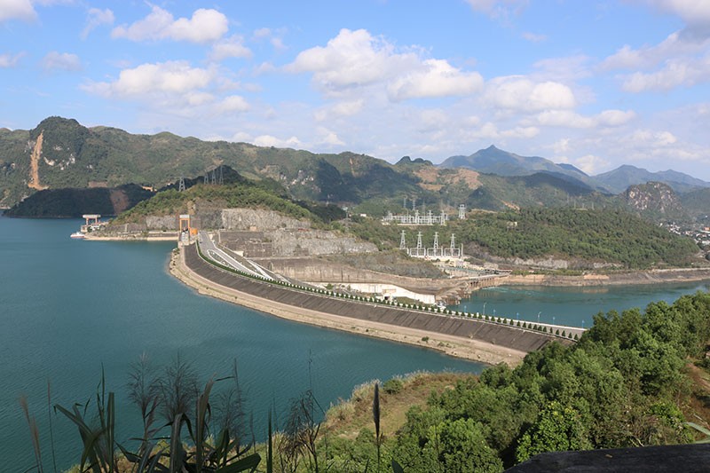 Nhà máy thủy điện Hòa Bình. Ảnh: baohoabinh.com.vn