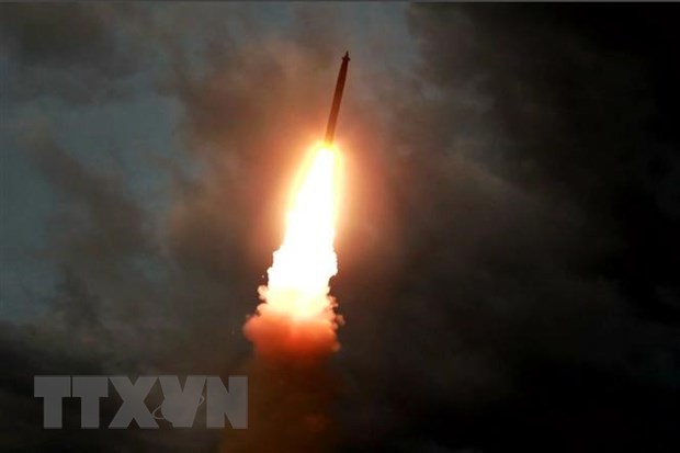 Một vụ thử tên lửa đạn đạo tại địa điểm bí mật ở Triều Tiên ngày 31/7/2019. (Ảnh: AFP/TTXVN)