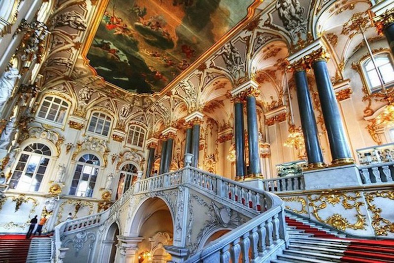 Bảo tàng State Hermitage, St.Petersburg, Nga được giới thiệu hơn 3 triệu tác phẩm bằng hình thức trực tuyến.