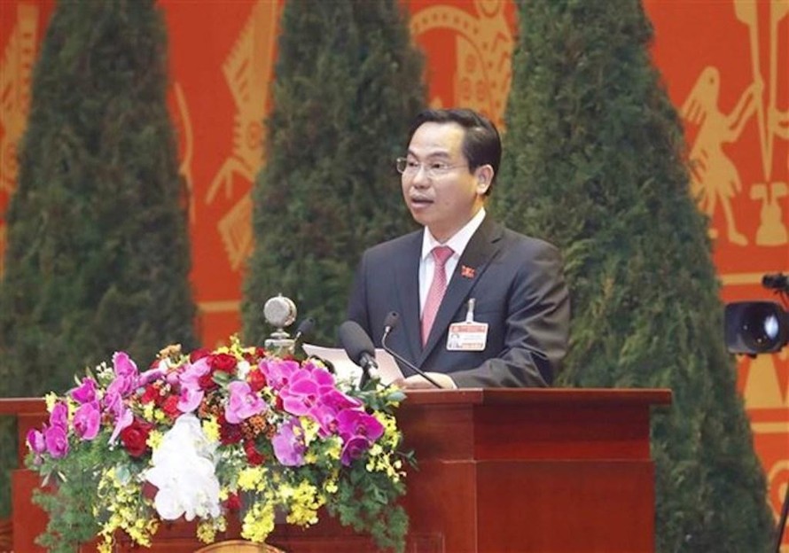 Đồng chí Lê Quang Mạnh, Bí thư Thành ủy Cần Thơ trình bày tham luận. 