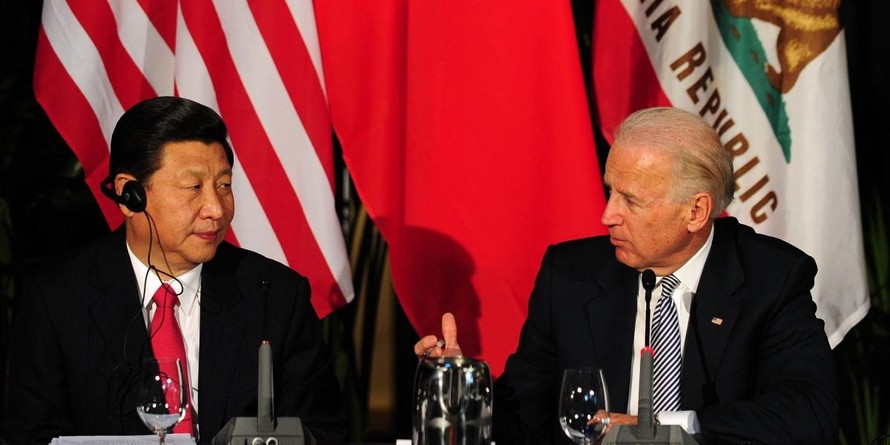 Cuộc gặp tại California năm 2012 giữa ông Tập Cận Bình (khi đó là Phó Chủ tịch Trung Quốc) và ông Joe Biden (khi đó là Phó Tổng thống Mỹ).