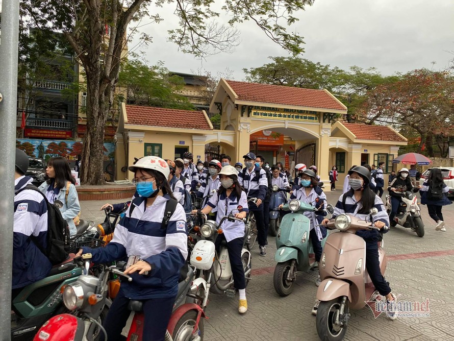 Hải Phòng: Học sinh quay trở lại trường sau kỳ nghỉ chống dịch COVID-19
