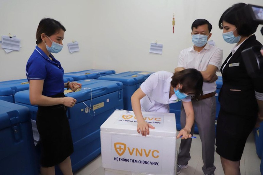 Những trường hợp được tiêm vắc xin COVID-19 đợt đầu tại tỉnh Quảng Ninh