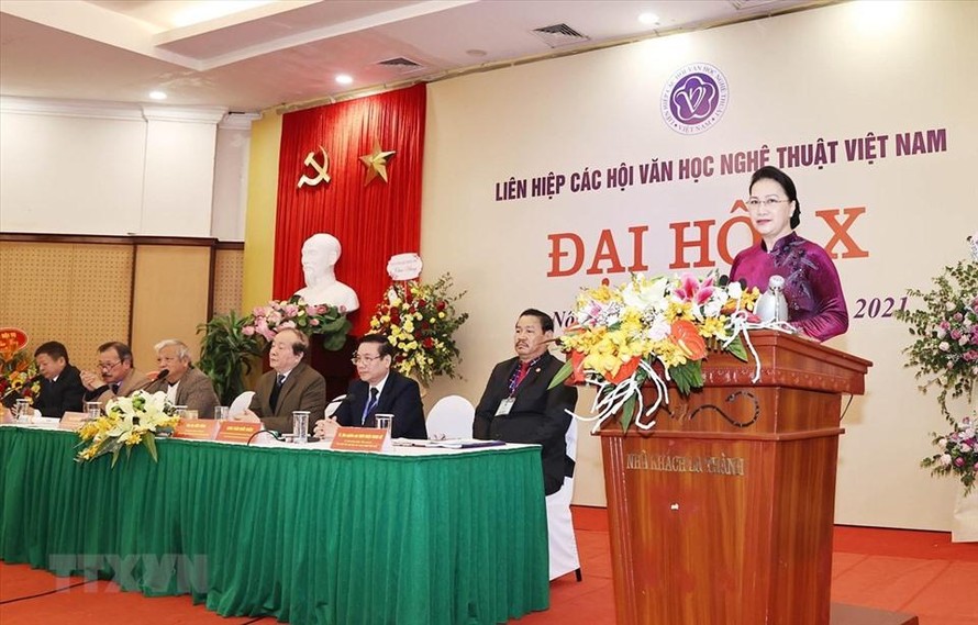 Phê duyệt Điều lệ Liên hiệp các Hội Văn học nghệ thuật Việt Nam