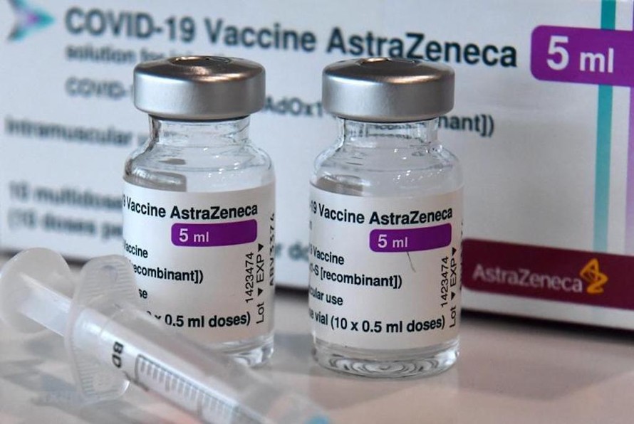 Vaccine phòng COVID-19 AstraZeneca được triển khai tiêm chủng tại Việt Nam từ tháng 3/2021. (Ảnh minh hoạ)
