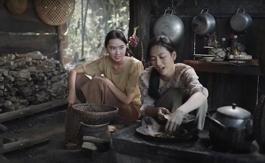"Tro tàn rực rỡ" là một trong số 28 bộ phim được chiếu miễn phí trong Tuần phim Chào mừng Liên hoan phim Việt Nam lần thứ XXIII