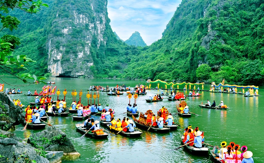 Ninh Bình đón hơn 590 nghìn lượt khách dịp Tết Nguyên đán 2024