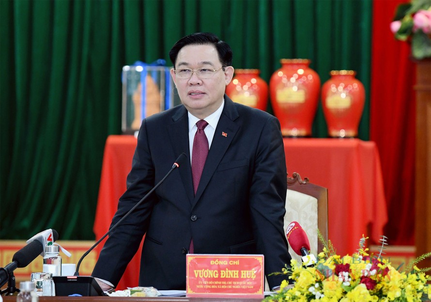 Chủ tịch Quốc hội Vương Đình Huệ làm việc với Ban Thường vụ Tỉnh ủy Phú Yên
