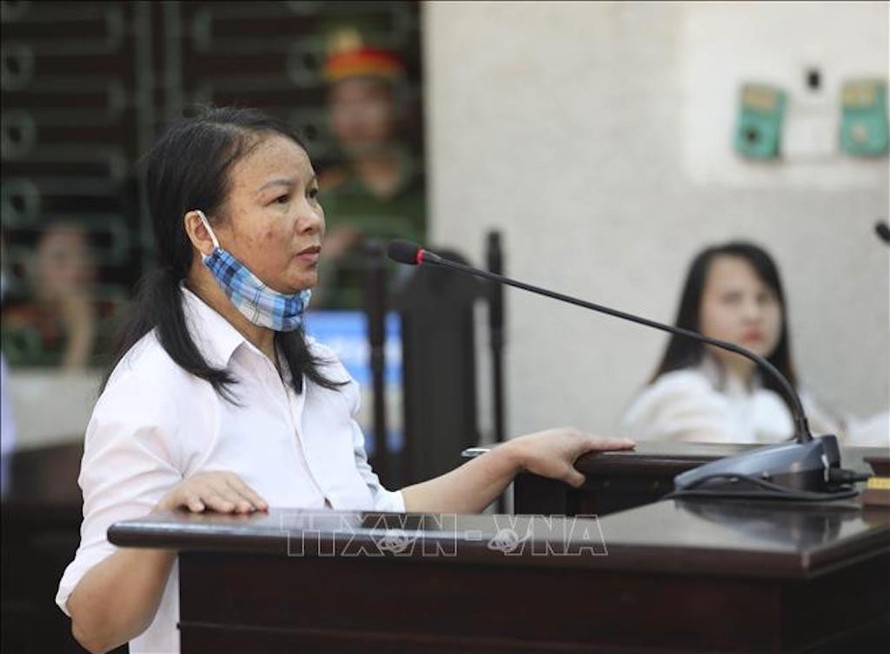 Bị cáo Trần Thị Hiền tại phiên tòa. 