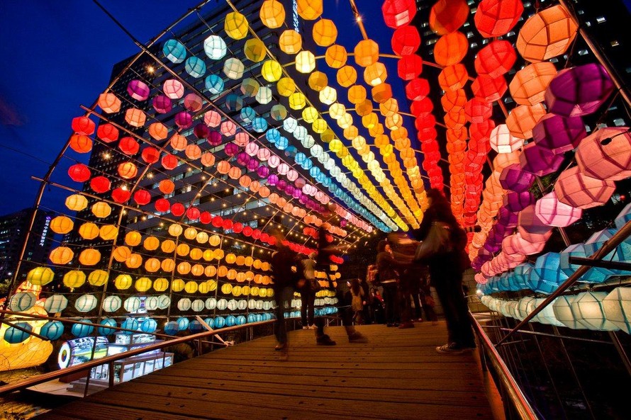 Lễ hội đèn lồng Yeondeunghoe. 