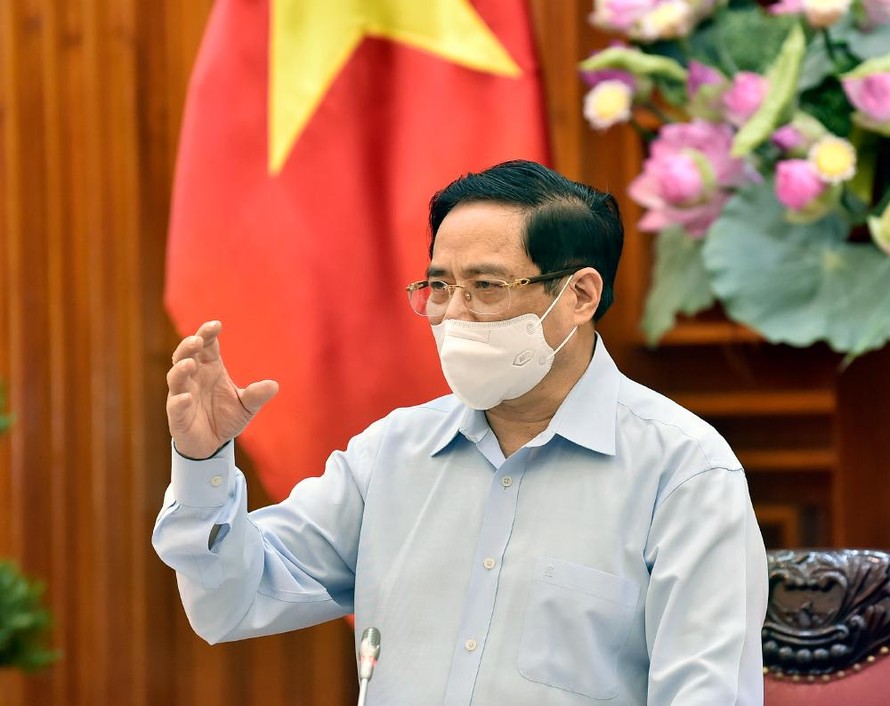 Thủ tướng Phạm Minh Chính phát biểu kết luận cuộc làm việc với Bộ Y tế sáng 15/5. - Ảnh: VGP 